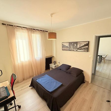 Les Arenes De Nimes - Centre Ville 10 Min Gare -Parking- 2 Chambres Exterior photo